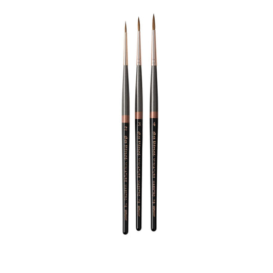 MINIATURE MAESTRO round, short, and pointed