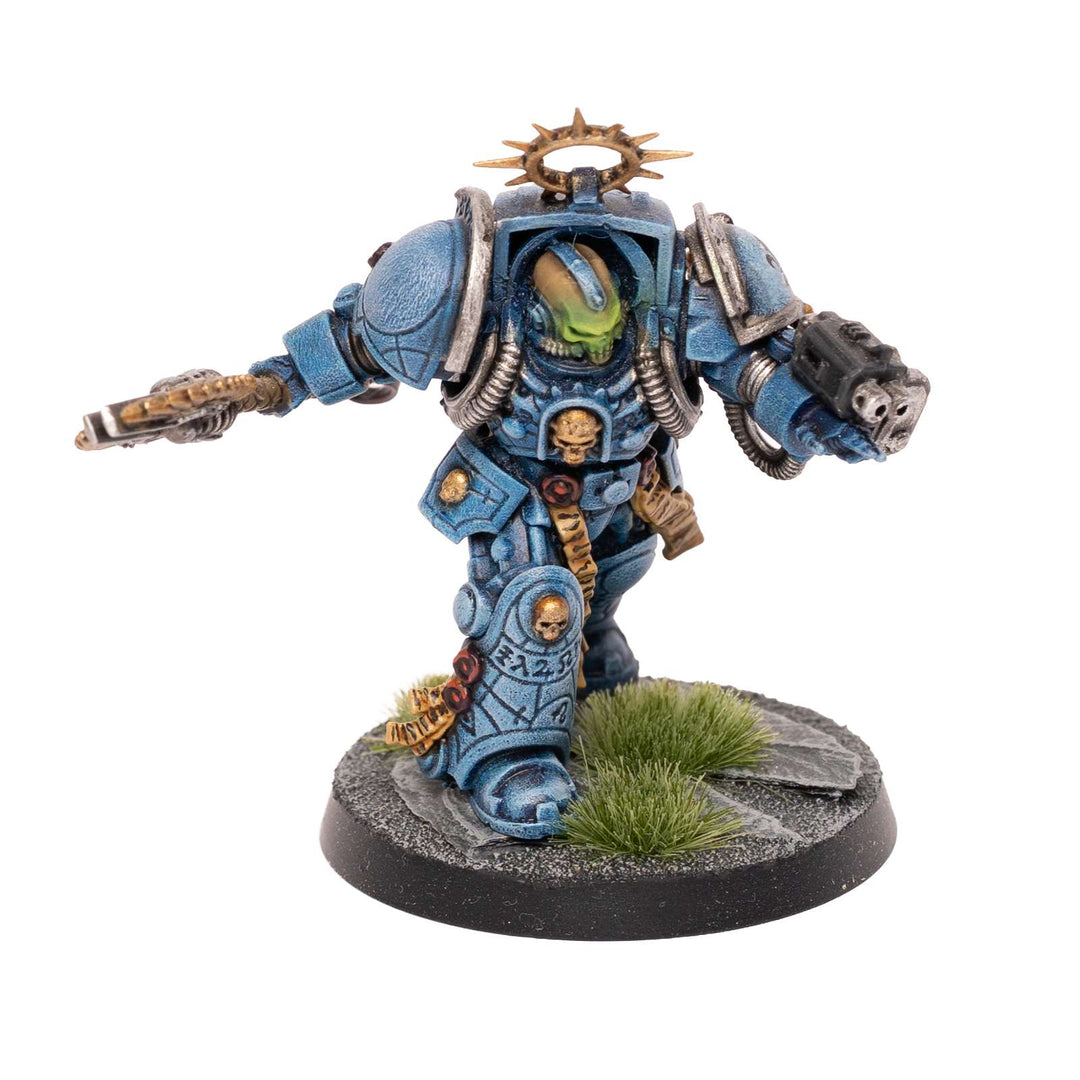 Space Marines - bemalte Armee im Ultramarines Schema