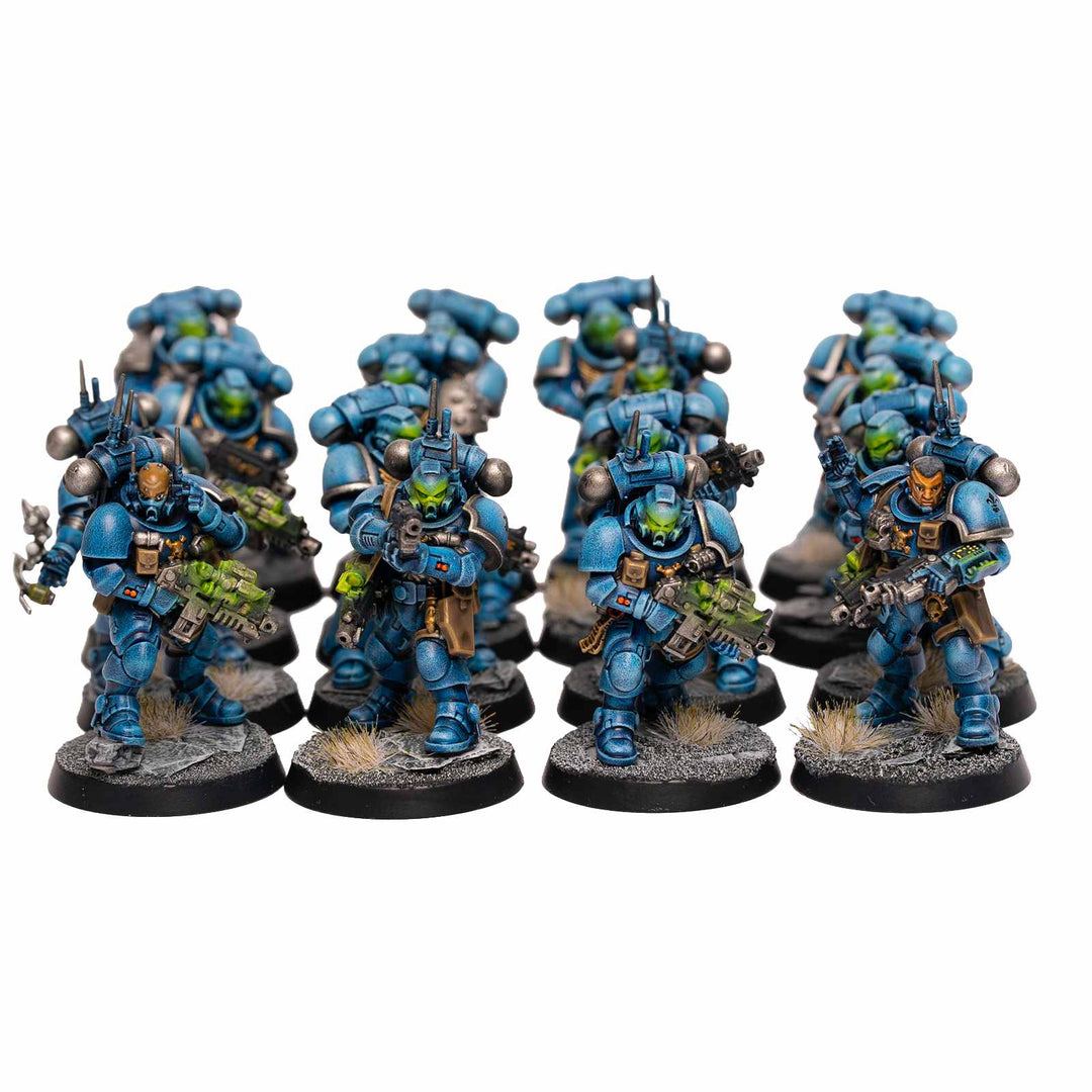 Space Marines - bemalte Armee im Ultramarines Schema
