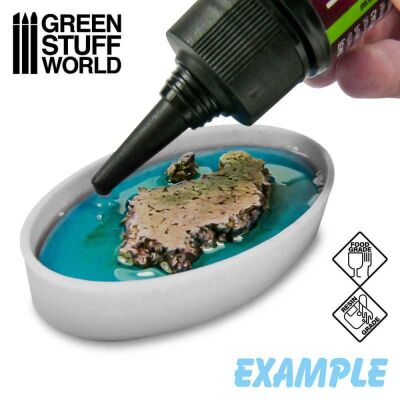 Containment Molds for Square Bases