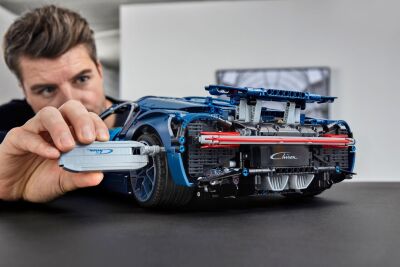LEGO Technic - 42083 Bugatti Chiron